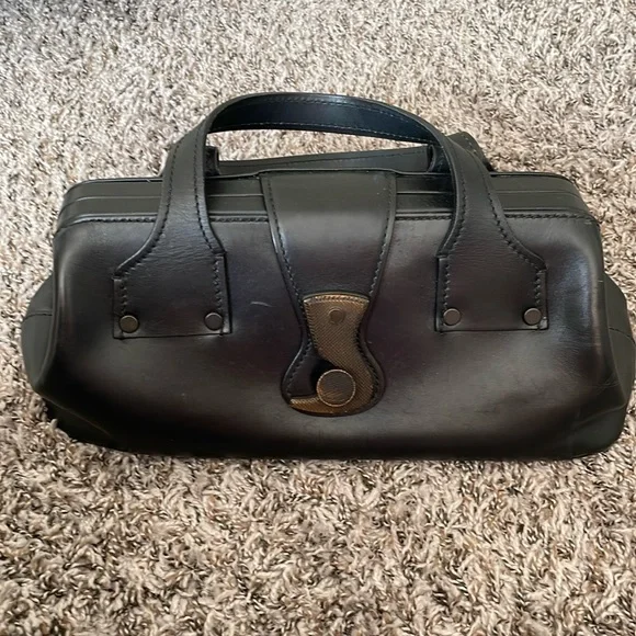 Vintage Authentic Gucci Satchel - Picture 1 of 4